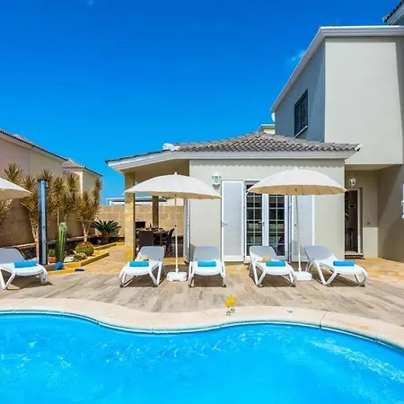 فيلة Playa De Fanabe Sleeps 6 With Pool Air Con And Wifi *