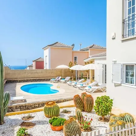 Playa De Fanabe Sleeps 6 With Pool Air Con And Wifi فيلة
