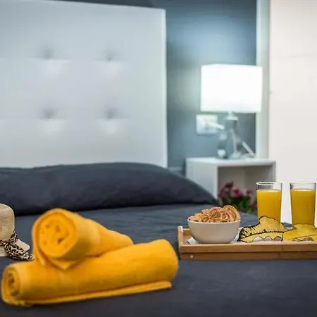 Playa De Fanabe Sleeps 6 With Pool Air Con And Wifi أذيخي