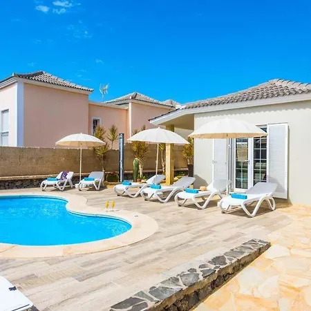 Playa De Fanabe Sleeps 6 With Pool Air Con And Wifi فيلة *